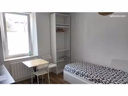 joli studio meublé au coeur de meslan