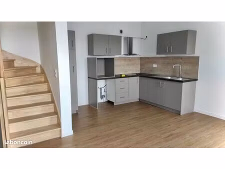 très beau t3 dans le bourg de meslan