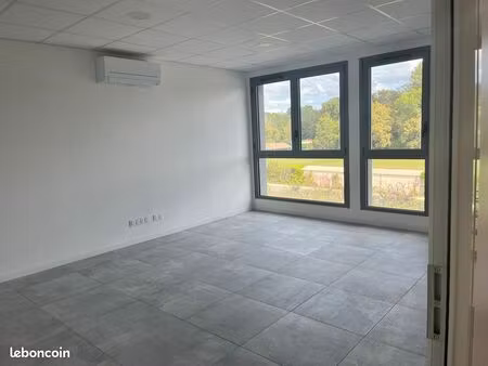 bureaux à louer – montussan 33450 – proche bordeaux / n89