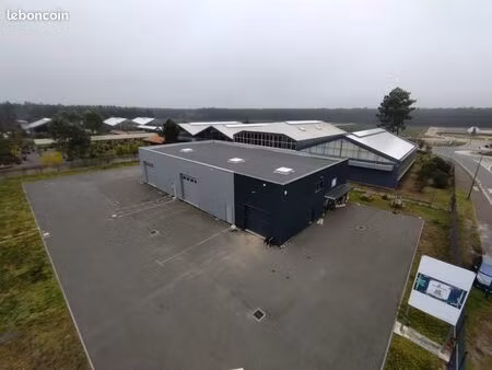 ◊ local commercial avec vitrine et bureaux sur axe très passant – gujan-mestras ◊