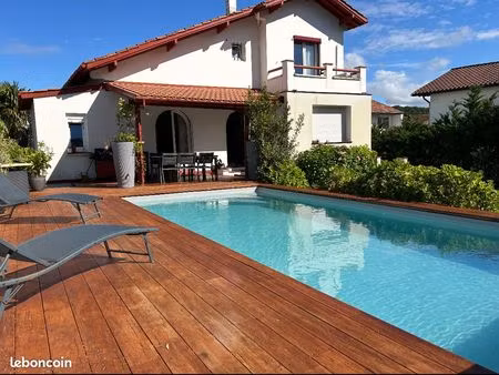 maison 6 pièces 122 m²