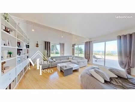 maison 6 pièces 200 m²