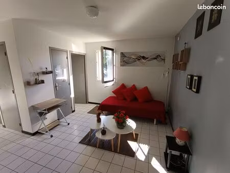 studio spacieux 25 5m² meublé pau