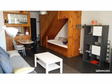 st jean de luz .t3 duplex meuble bail de 10 mois