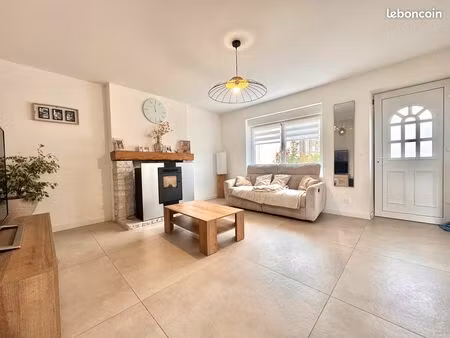 a 10 min de guines  maison entièrement rénovée  3ch jardin garage état neuf