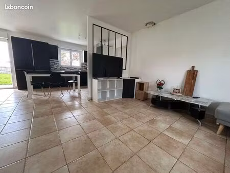 maison 73 m² saint-georges-le-gaultier
