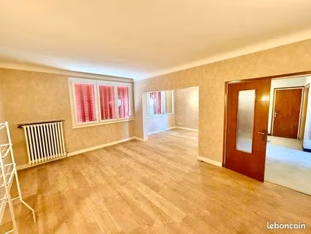appartement t4 90m2 avec garage et jardin