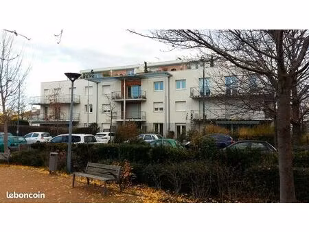 f3 très bon état avec garage - allée martial lamotte - clermont fd