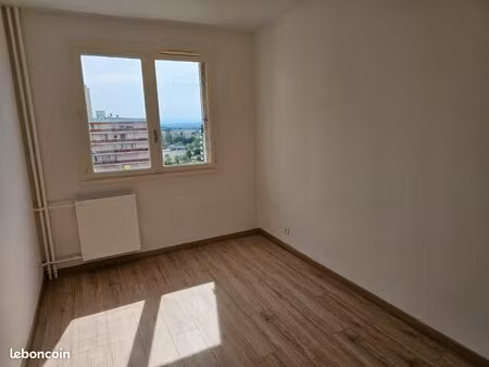 a louer t4 lumineux de 76 m2