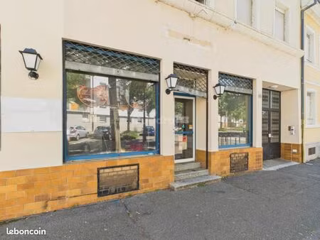 local commercial 170 m²