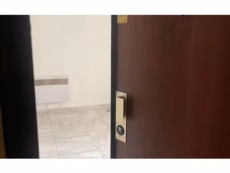 location appartement  27 m² t-2 à paris 16  995 €