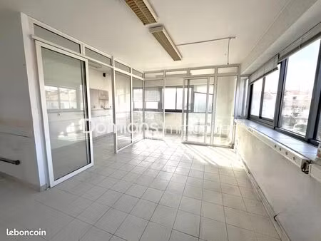 local 72 m²