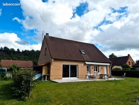 construction traditionnelle de 131m²  4 chambres  terrain de 994m²