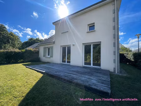 maison lumineuse de 121 m² en copropriété au coeur d'un parc arboré  à 5 min de vannes