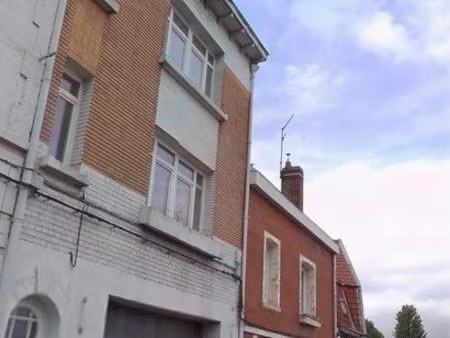 local commercial avec appartement t5