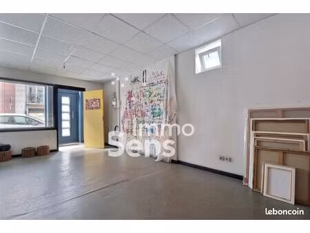 local 52 m²