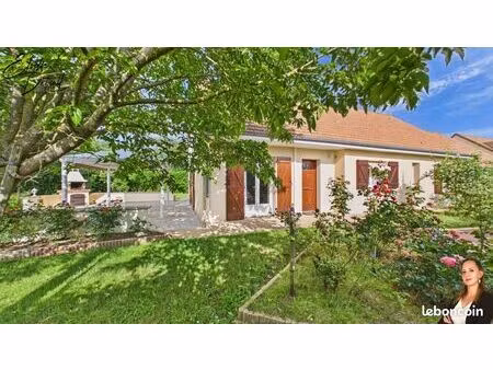 pavillon 7 pièces 111 m²