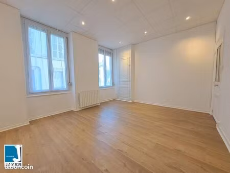 appartement 2 pièces 63 m²