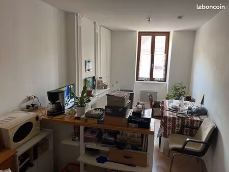 location appartement non meublé en ville