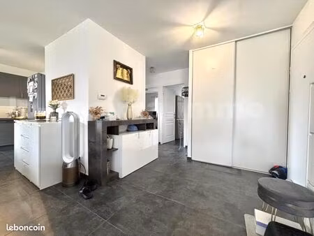 appartement 3 pièces 70 m²