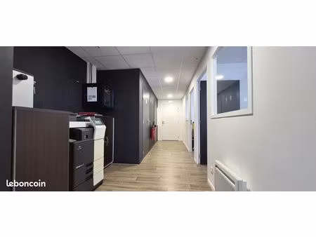 bureaux 61 m² auray