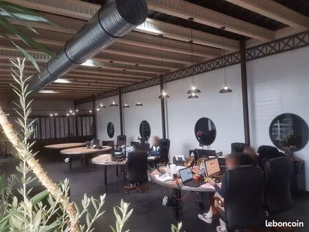 bureaux et entrepôt / local d’activités 800 m² à louer – site sécurisé – idéal   stockage 