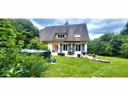 la bouille : jolie maison 160 m²- 6 ch (j 2000 m²)  avec terrasse 65 m²  gge triple et 5 p
