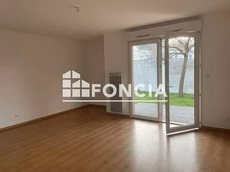 location appartement 3 pièces à nantes (44000) : à louer 3 pièces / 66m² nantes