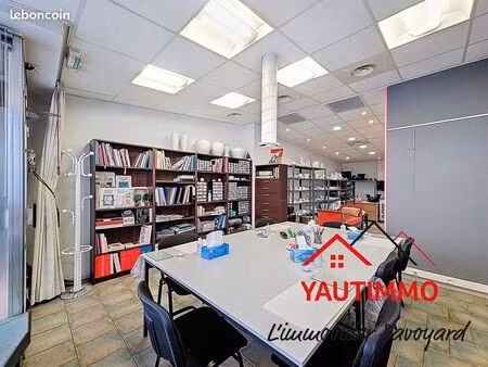inconnu 2 pièces 65 m²