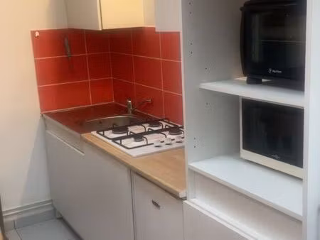 très beau studio avec mezzanine à proximité du chu de lille et de la faculté de médecine