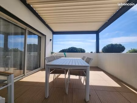 appartement renove 3 chambres terrasse et garage