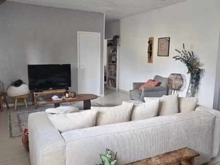 à louer – appartement t3 de 75 m²