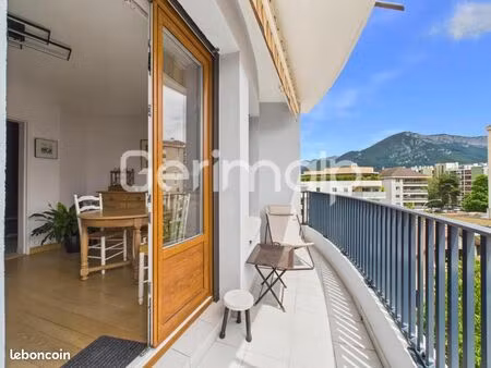 appartement 3 pièces 83 m²