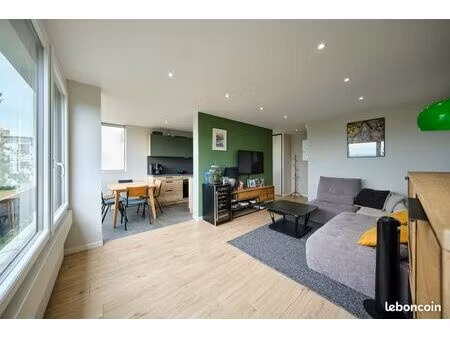 appartement 4 pièces 82 m²