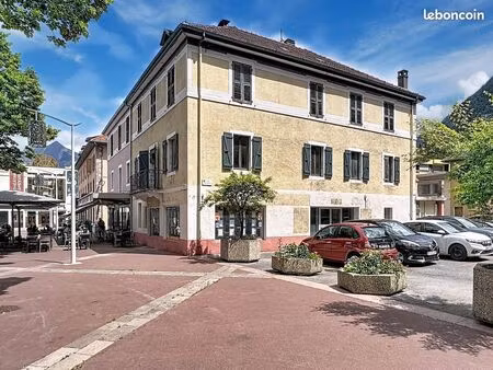 immeuble 450 m² cluses