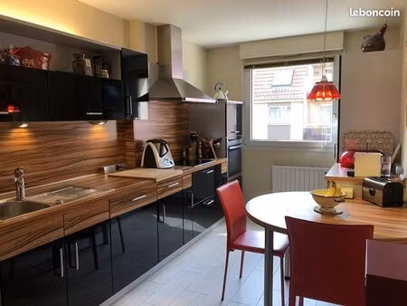 appartement 3 pièces 64 m²