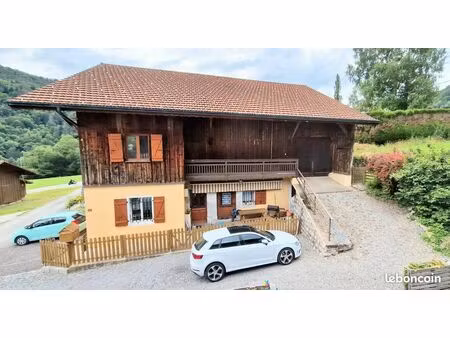 maison + studio + grange a mieussy