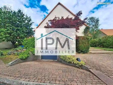 maison 6 pièces 136 m²