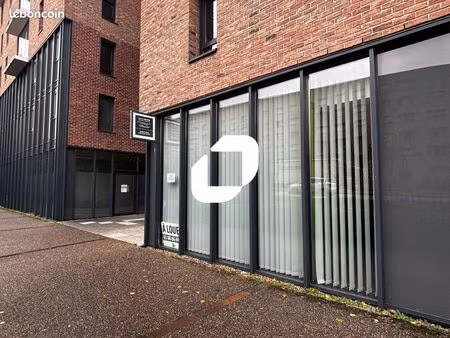 bureau 90 m²