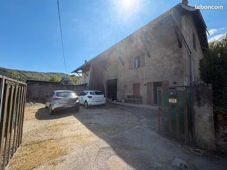 maison 3 pièces 64 m²