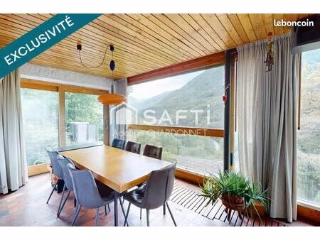 propriété 7 pièces 187 m²