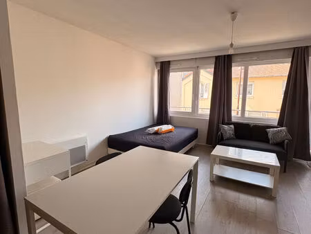 metz ste therese - grand studio - 36 m2 - balcon