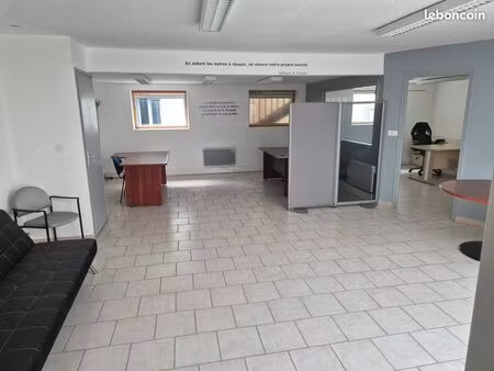bureau 90 m² zfu