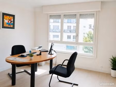 bureau à louer – plein centre d'annecy
