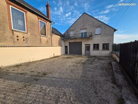 local commercial 165 m² – château-landon