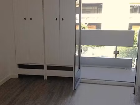 studio 1 pièce 20 m²
