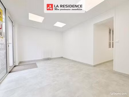 commerce 45 m²