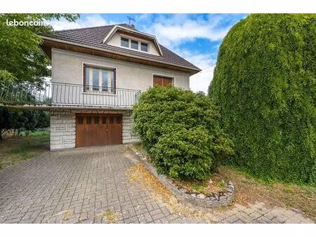 maison 7 pièces 188 m²
