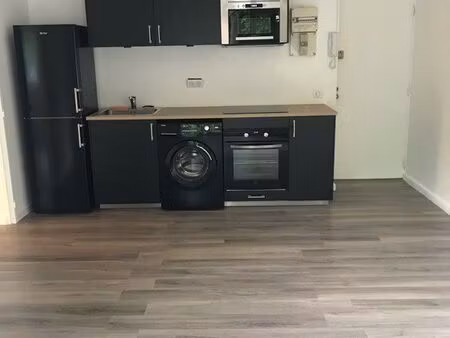 appartement f2 refais a neuf
