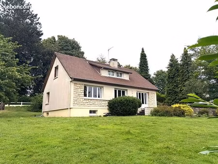 pavillon 6 pièces 135 m²
